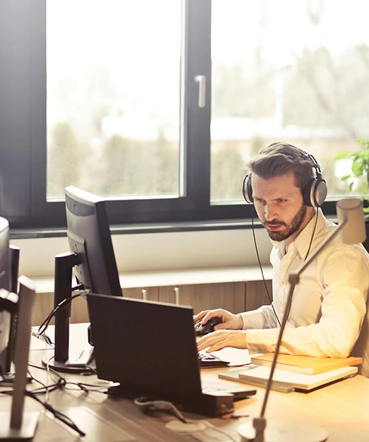 Solida help desk engineer supporting a client remotely